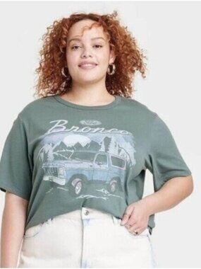 New Ford Bronco Graphic Tee Boho Neutral Outdoor 90’s Style Short Sleeve Green